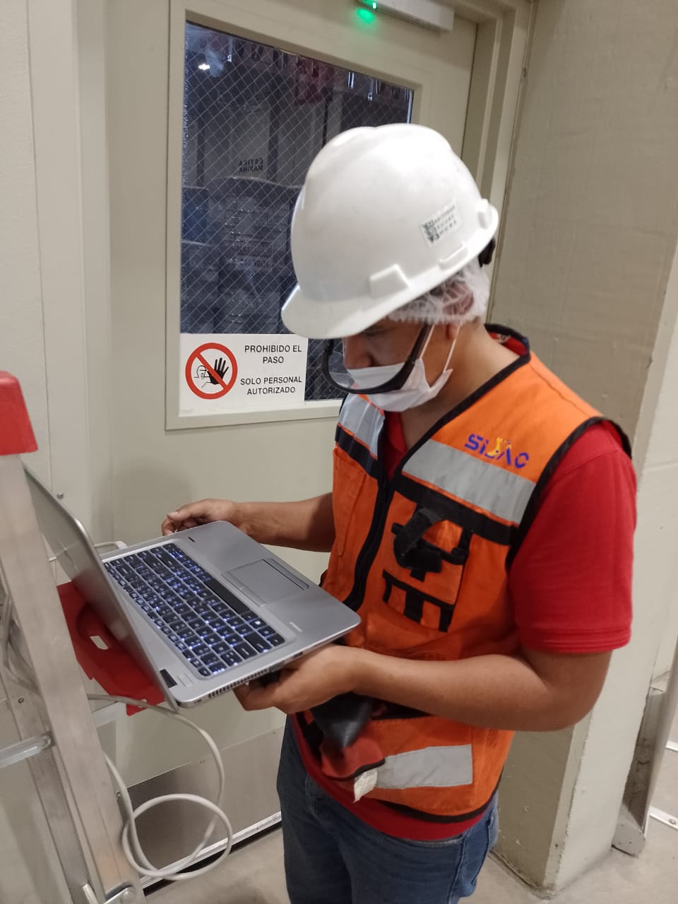 programación de PLC, DRIVE, SERVODRIVE, Redes Industriales, HMI